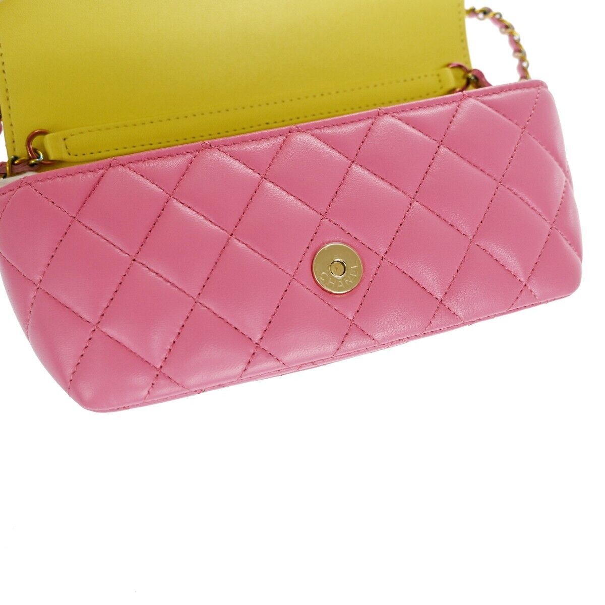 CHANEL CC Matelasse Chain Mini Shoulder Bag Sunglasses Case Leather PK 307RH968