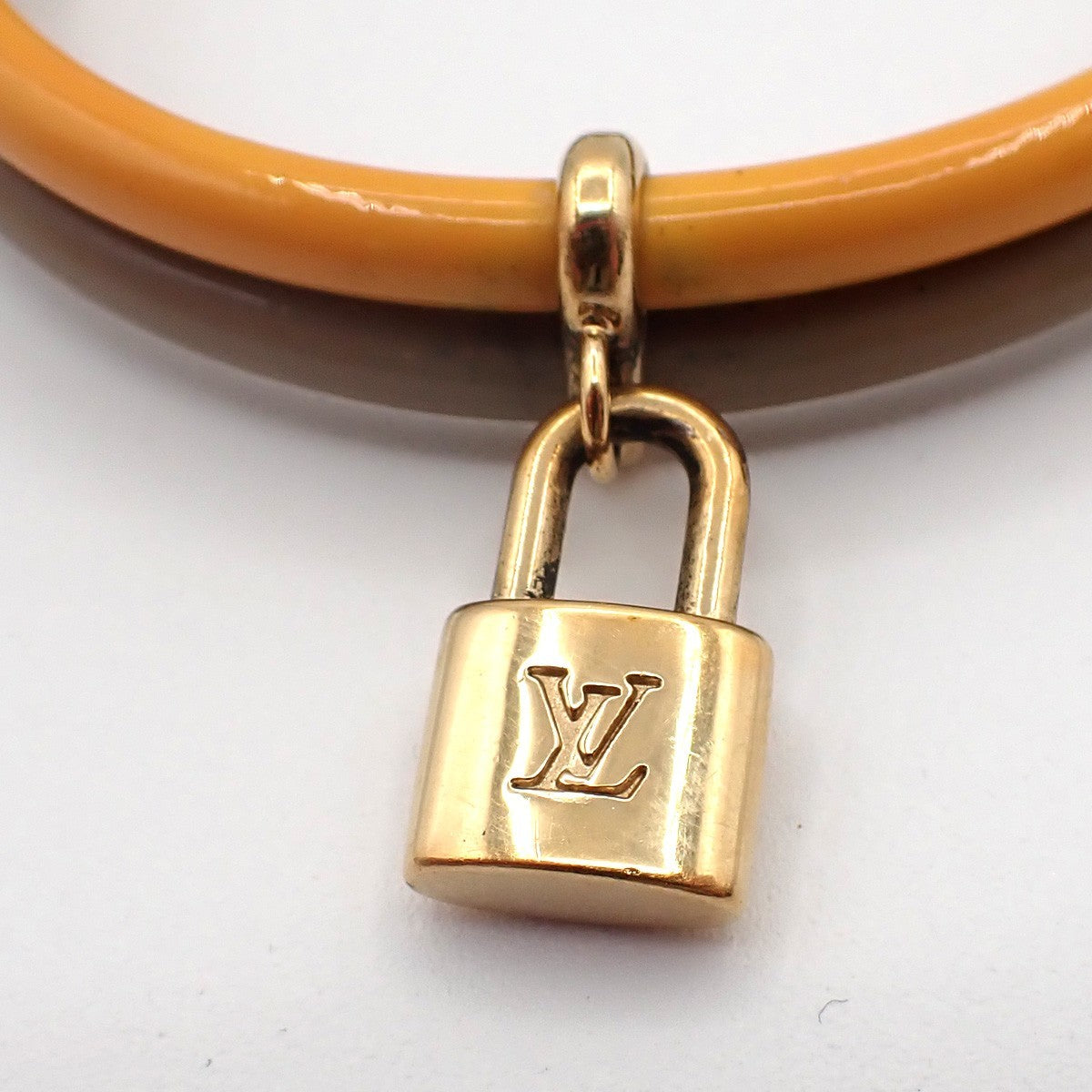 LOUIS VUITTON Keep It Twice Bracelet Patent Leather Khaki Yellow GHW 30KC922