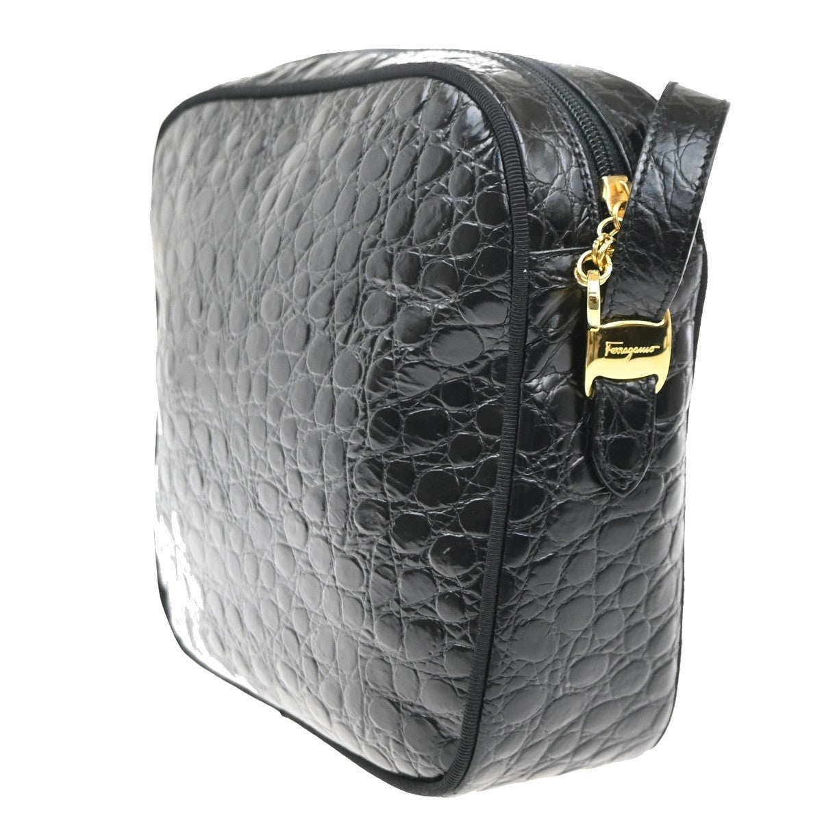 SALVATORE FERRAGAMO Logo Vara Shoulder Bag Embossing Leather Black GHW 32MA372