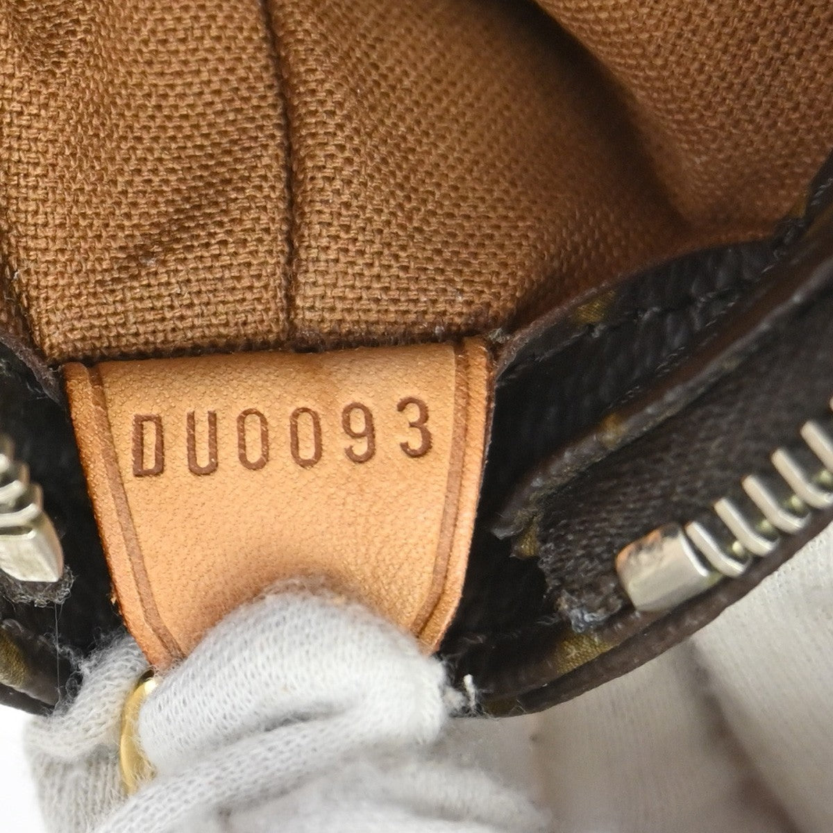 LOUIS VUITTON Cabas Mezzo Shoulder Bag Monogram Leather Brown M51151 83KC316