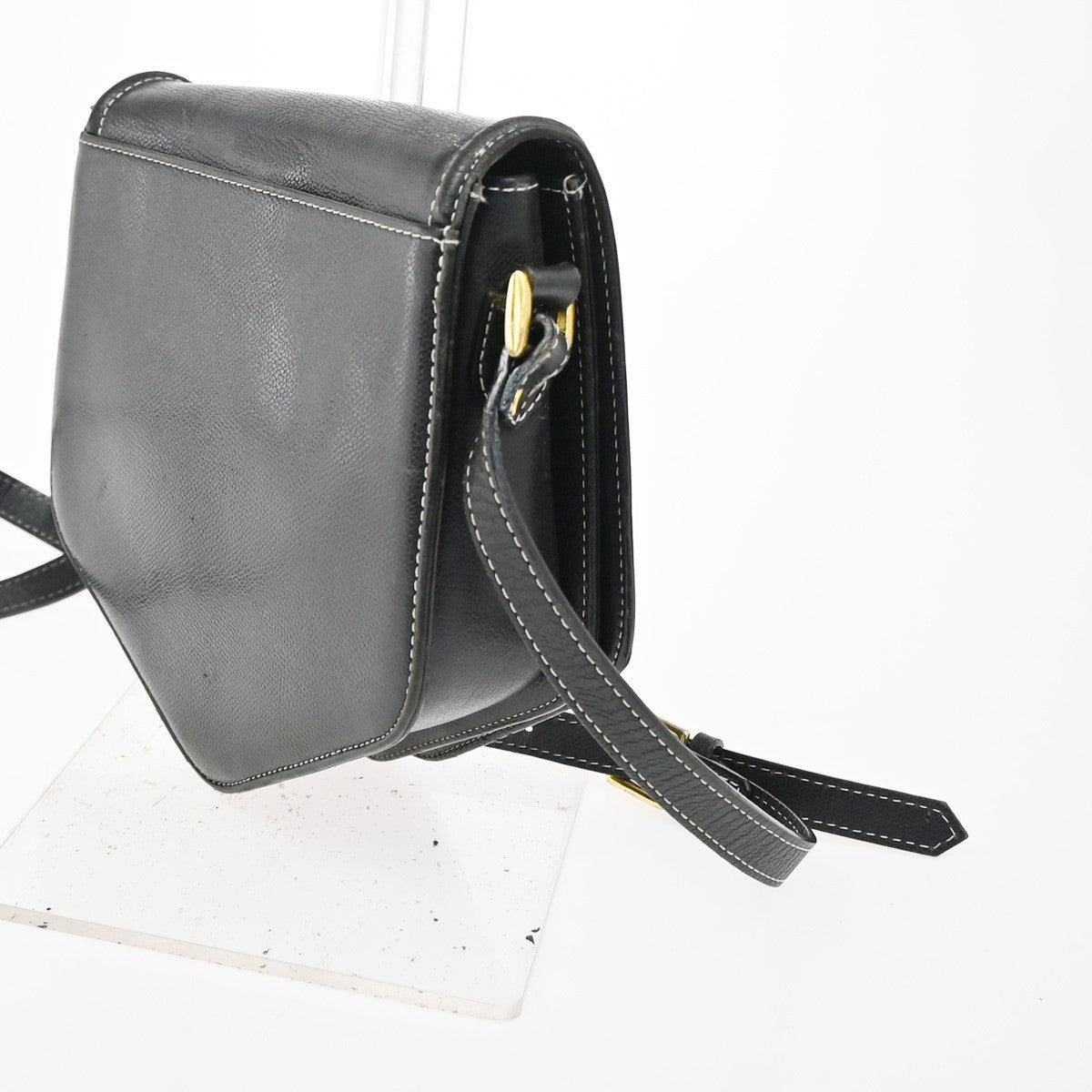YVES SAINT LAURENT  Cassandra Shoulder Crossbody Bag Leather Black GHW 30TA582