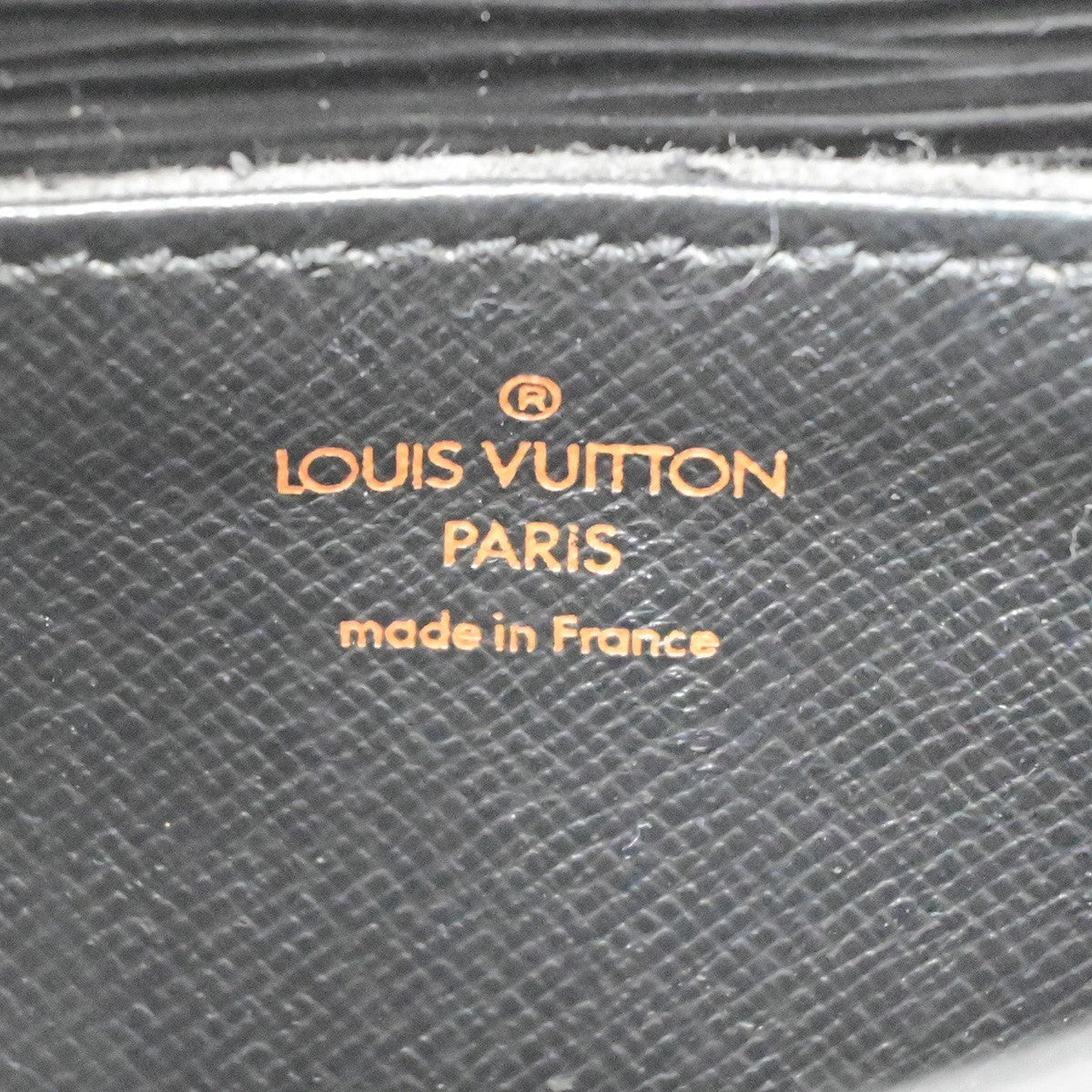 LOUIS VUITTON LV Mini Saint Cloud Shoulder Bag Epi Leather Black M52212 70MA692