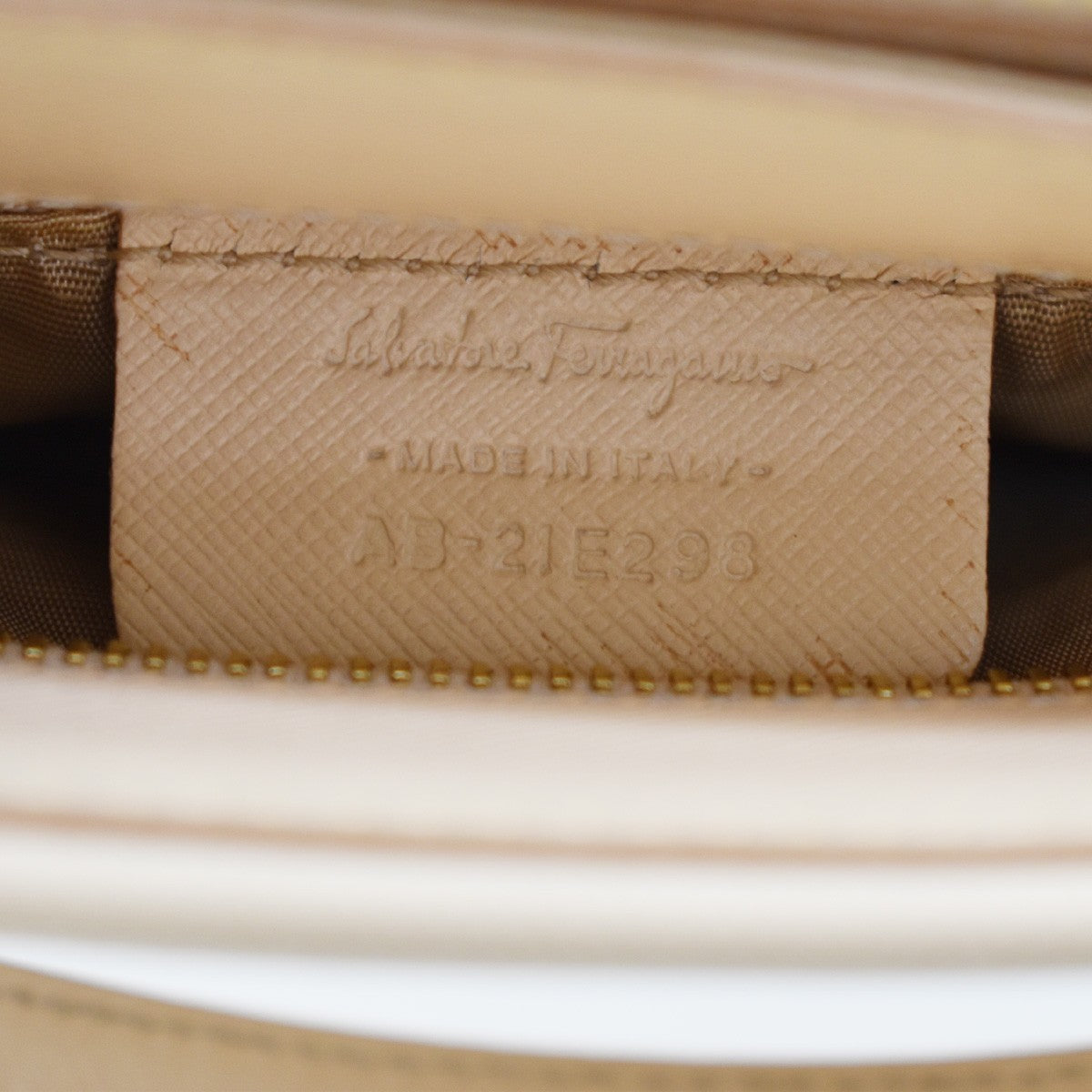 SALVATORE FERRAGAMO Logo Vara 2Way Shoulder Hand Bag Leather Pink Italy 69KB143