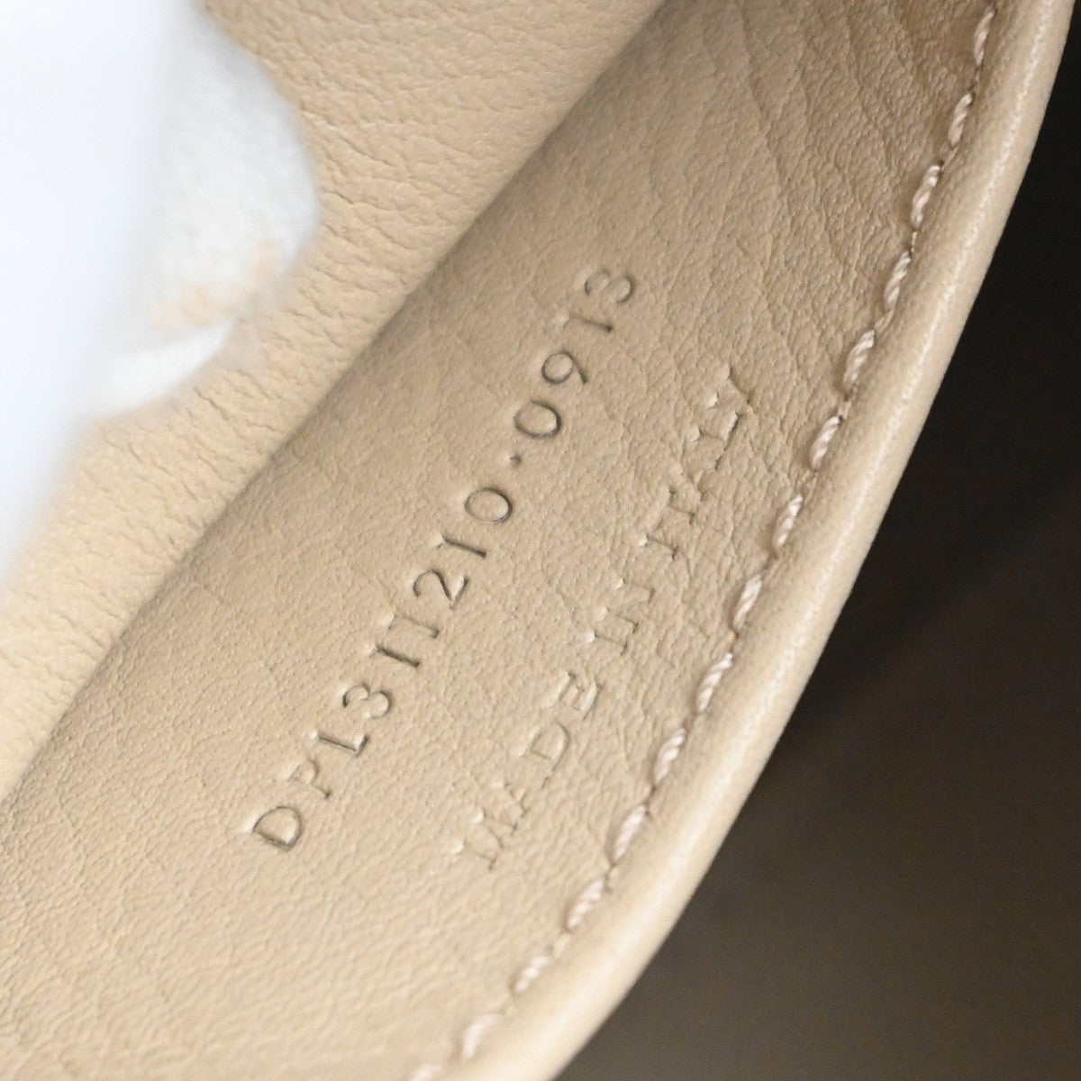 SAINT LAURENT  Logo Classic Y Cabas 2 Way Hand Bag Leather Beige Gold 72KP447