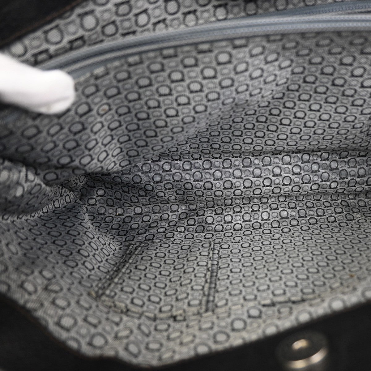 SALVATORE FERRAGAMO Logo Gancini Shoulder Bag Leather Blac SHW Italy 61YJ016
