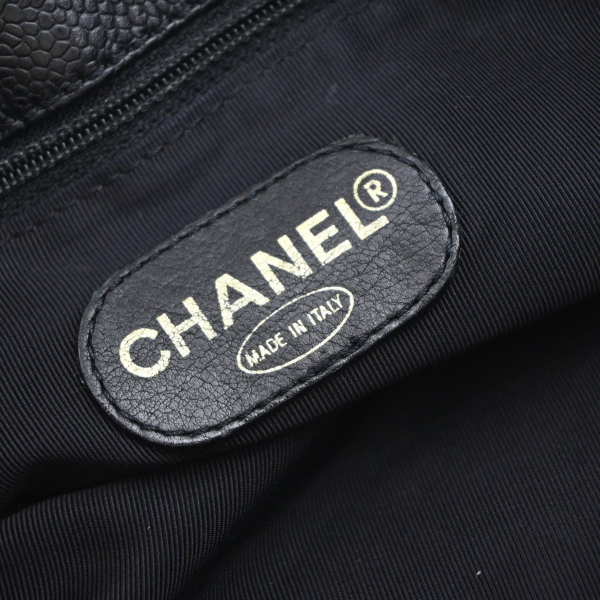 CHANEL CC Logo Shoulder Tote Bag Grained Calfskin Leather Black Italy 20KP360