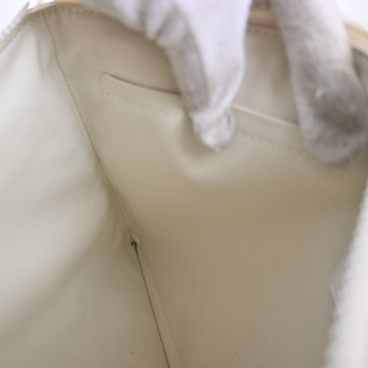 LOUIS VUITTON Pochette A4 Clutch Bag Monogram Taurillon White M67462 16KP544