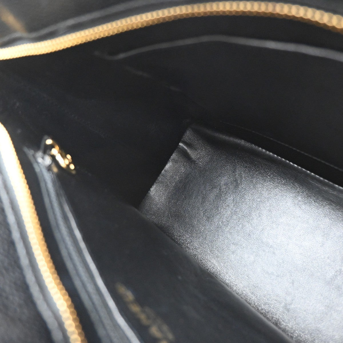 CHANEL Medallion Matelasse Shoulder Bag Grained Calfskin Leather Black 338RP060