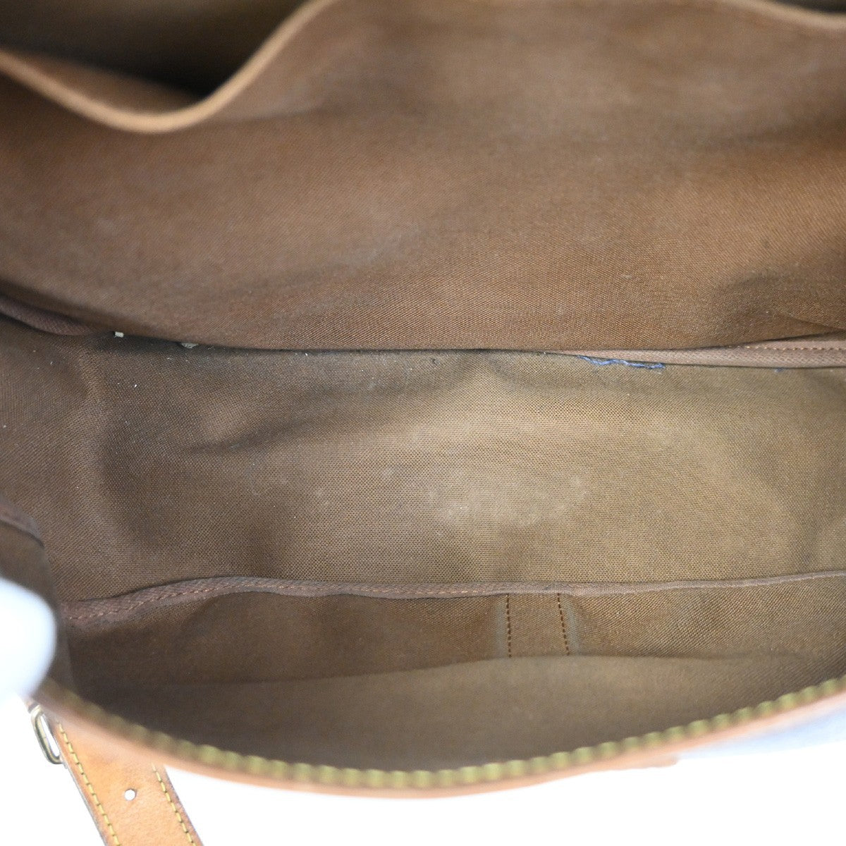LOUIS VUITTON Saumur 35 Shoulder Bag Monogram Leather BN France M42254 35YH930
