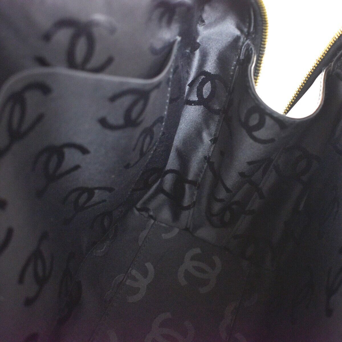 CHANEL CC Logo Wild Stitch Hand Tote Bag Leather Black GHW Italy 673RC754