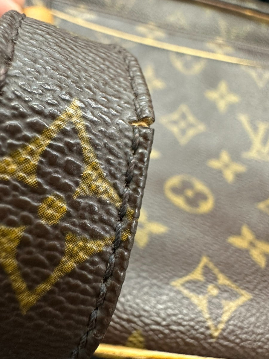 LOUIS VUITTON Nile Crossbody Shoulder Bag Monogram Leather Brown M45244 88CA925