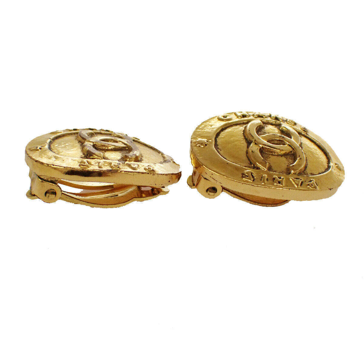 CHANEL CC Logo Button Earrings Clip-On GHW France Vintage Accessory 86YC351