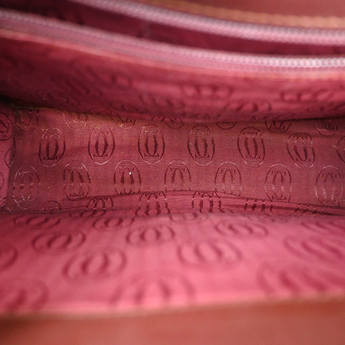 MUST DE CARTIER 2C Logo Hand Bag Leather Red GHW Italy 09KB667