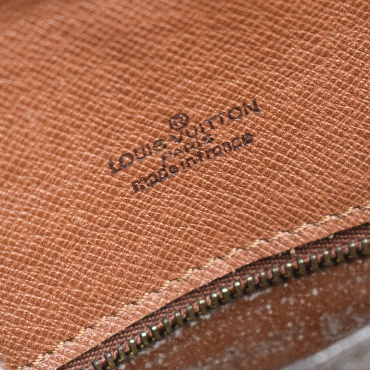 LOUIS VUITTON Saint Cloud MM Shoulder Bag Monogram Leather Brown M51243 36KB309