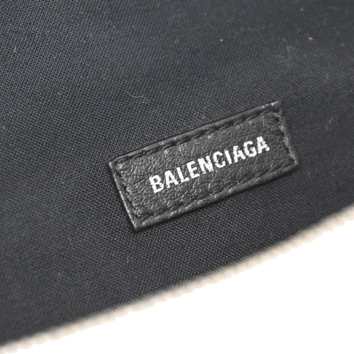 BALENCIAGA Logo Everyday Shoulder Body Bag Leather White SHW Italy 87YH645