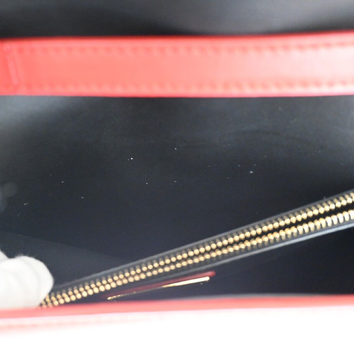 SALVATORE FERRAGAMO Vara Studs 2Way Shoulder Clutch Hand Bag Leather Red 88YD333