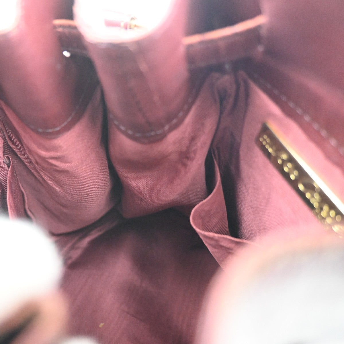 CARTIER Logo Must Line Shoulder Bag Leather Red Burgundy GHW Spain 04KC591