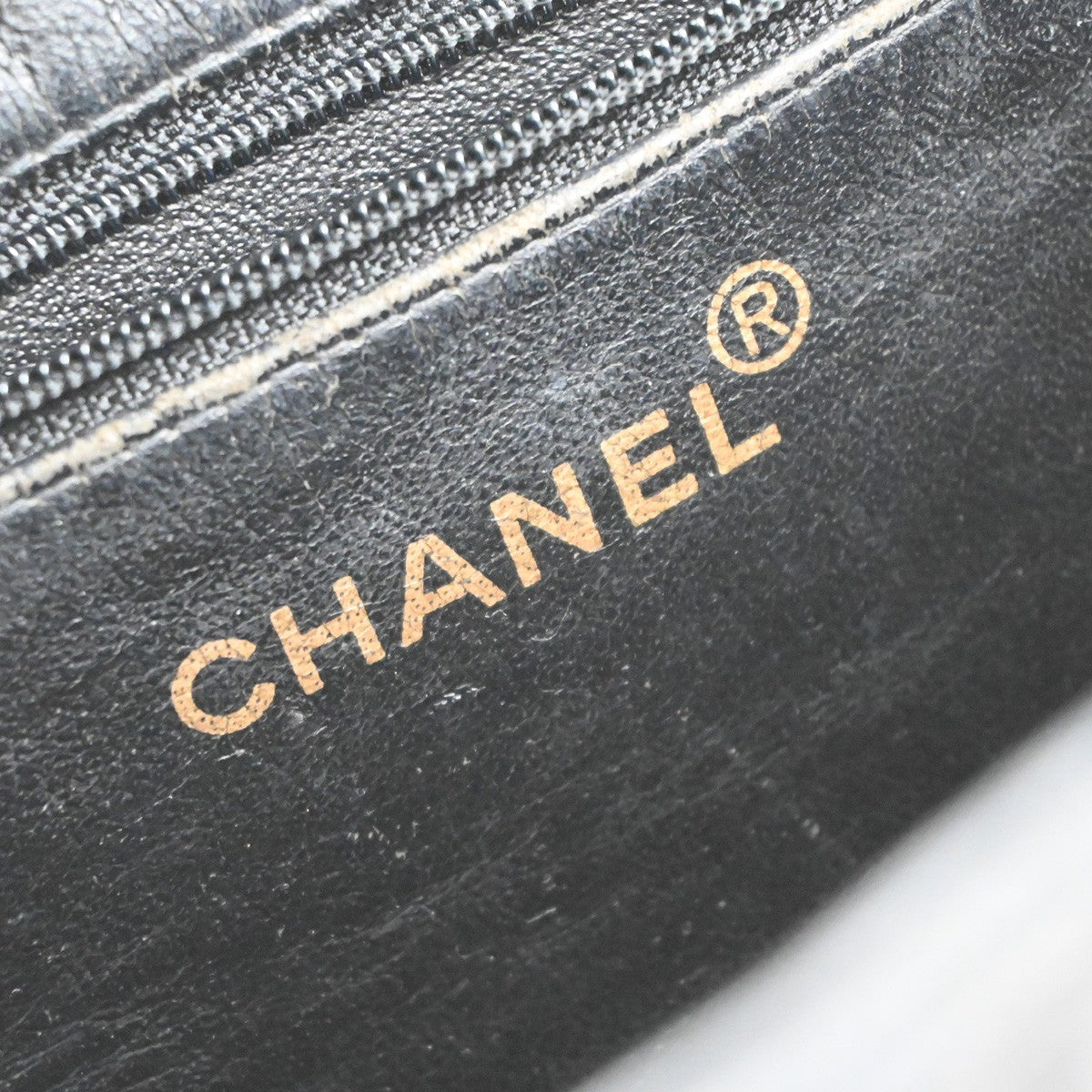 CHANEL CC Matelasse Medallion Hand Tote Bag Grained Calfskin Leather VTE 99MA635