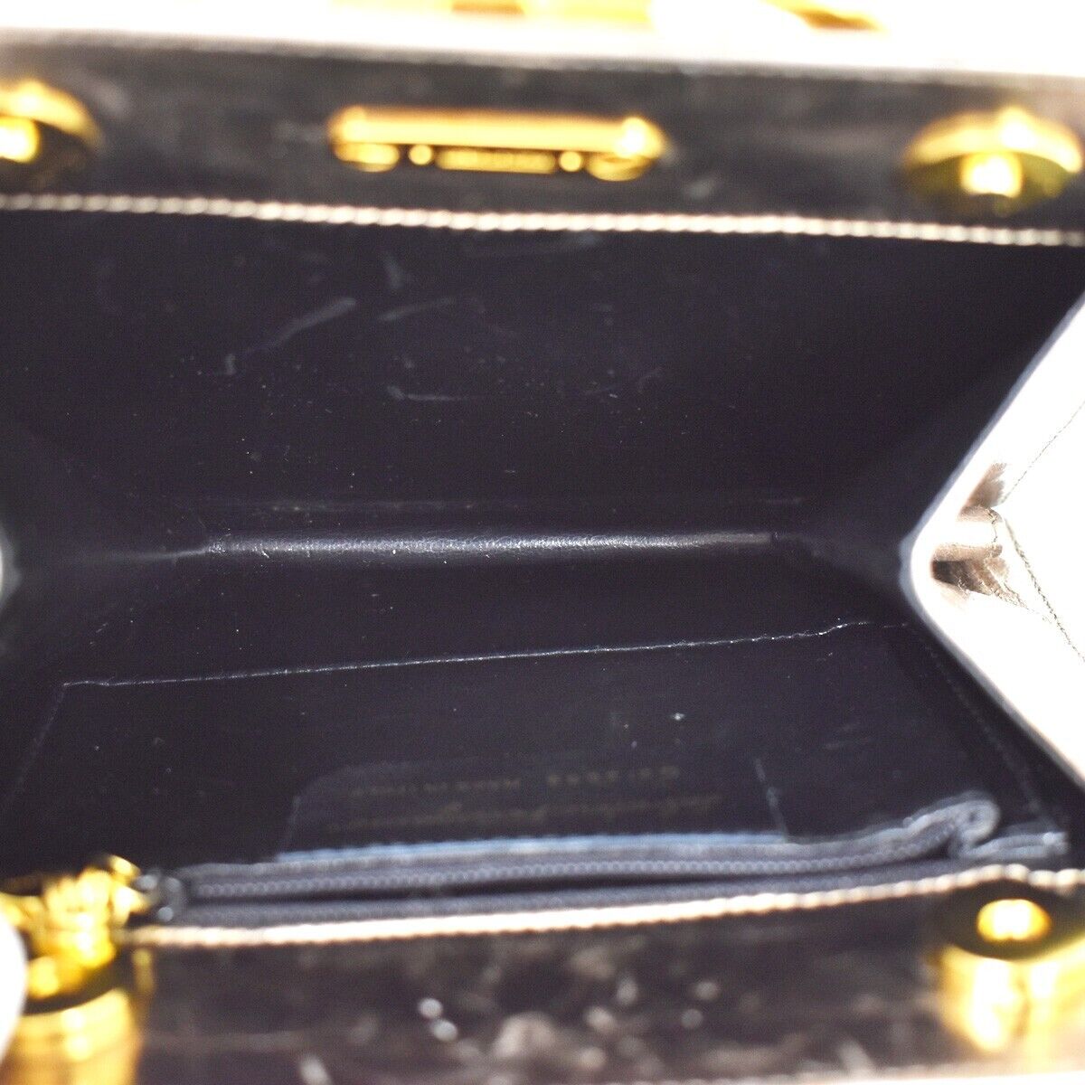 SALVATORE FERRAGAMO Gancini Metal Handle Clutch Hand Bag Leather Gold 62EA805