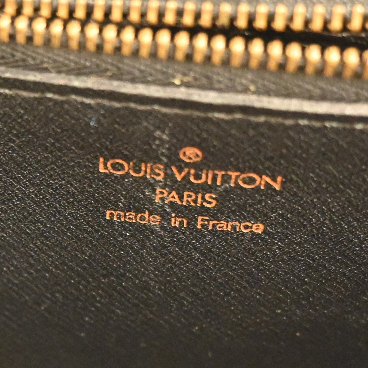 LOUIS VUITTON Saint Cloud GM Shoulder Bag Epi Leather Blue M52195 32CA411