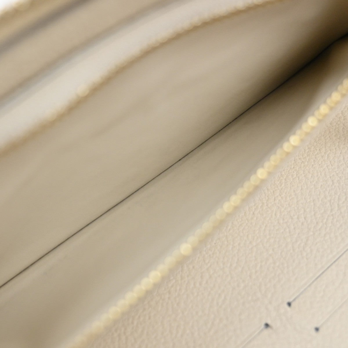LOUIS VUITTON Secret Long Wallet Monogram Empreinte White M93437 77MA577