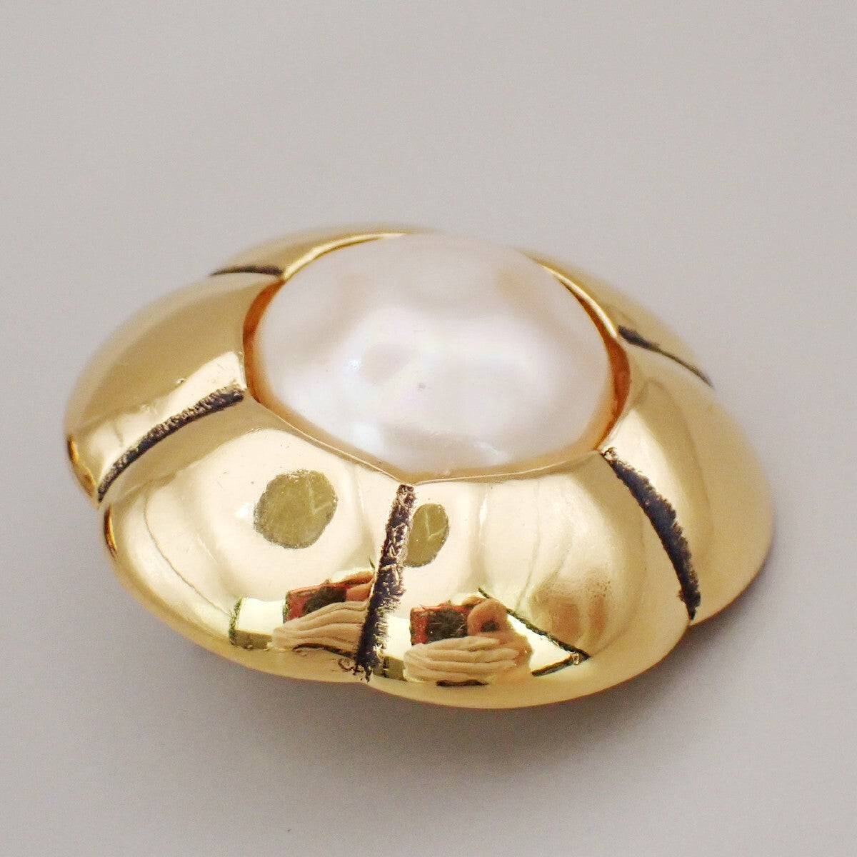 CHANEL Logo Flower Round Button Earrings Clip-On Imitation Pearl Gold 33RK752