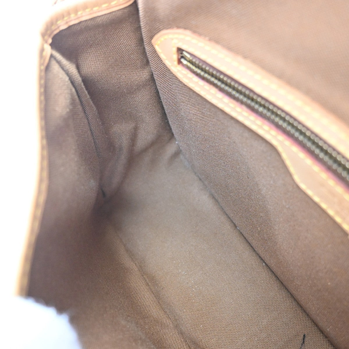LOUIS VUITTON Sologne Shoulder Bag Monogram Leather Brown France M42250 59CA915
