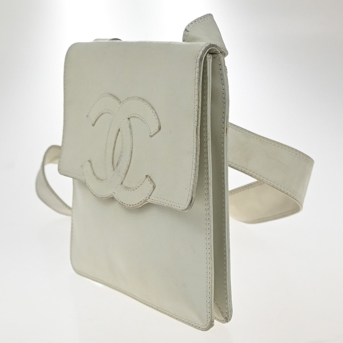 CHANEL CC Mini Crossbody Shoulder Bag Leather White Vintage 83RF757