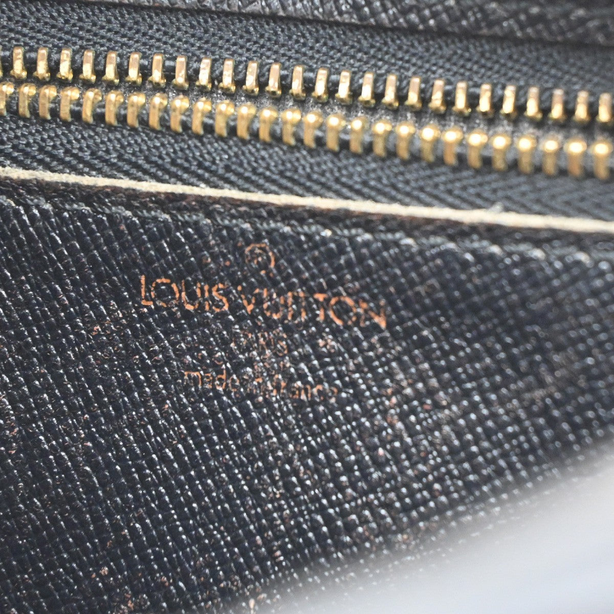 LOUIS VUITTON Trocadero 24 Shoulder Bag Epi Leather Black France M52312 86CA865