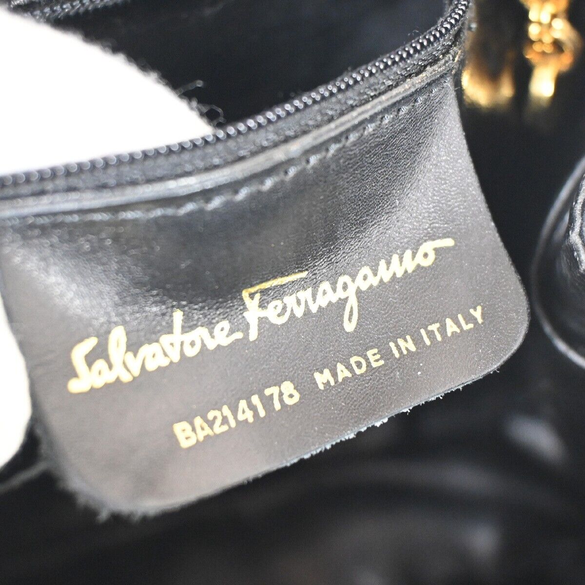 SALVATORE FERRAGAMO Logo Vara Hand Bag Embossing Leather Black Gold 32FA281