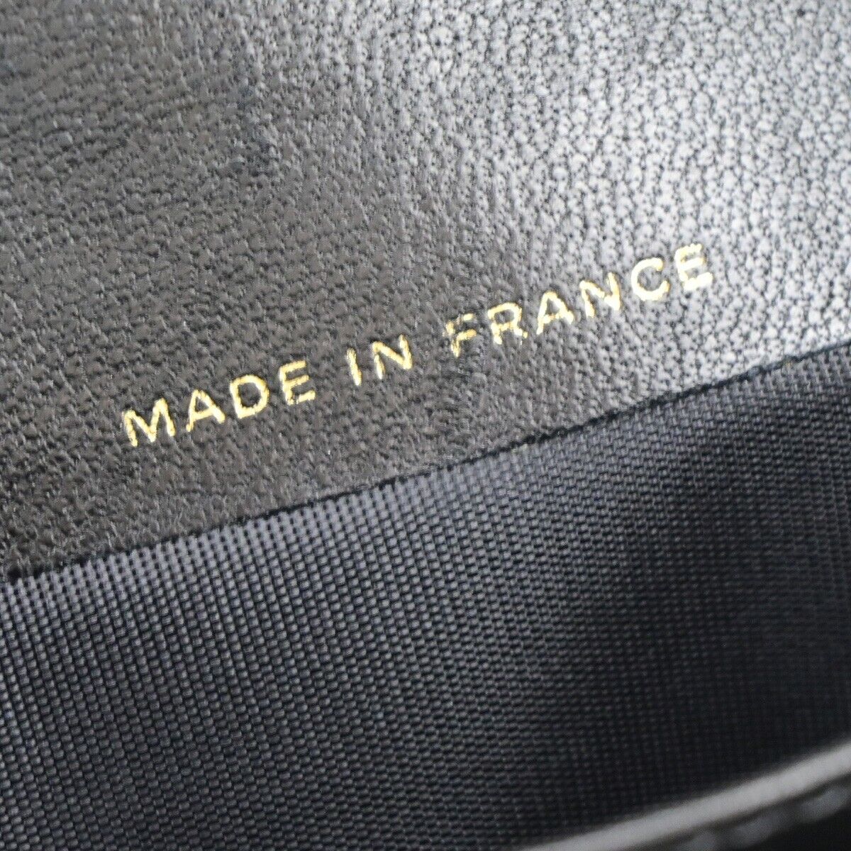 CHANEL CC Logo Long Bifold Wallet Purse Caviar Skin Leather Black GHW 33EB273