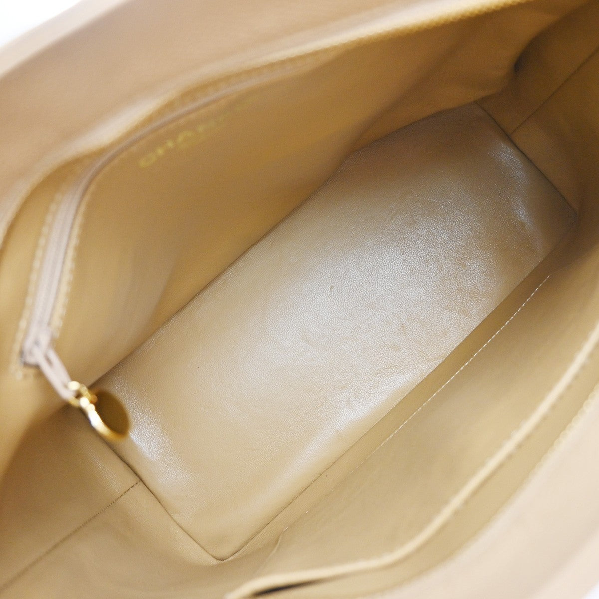CHANEL Medallion Matelasse Shoulder Bag Grained Calfskin Leather Beige 307RP029