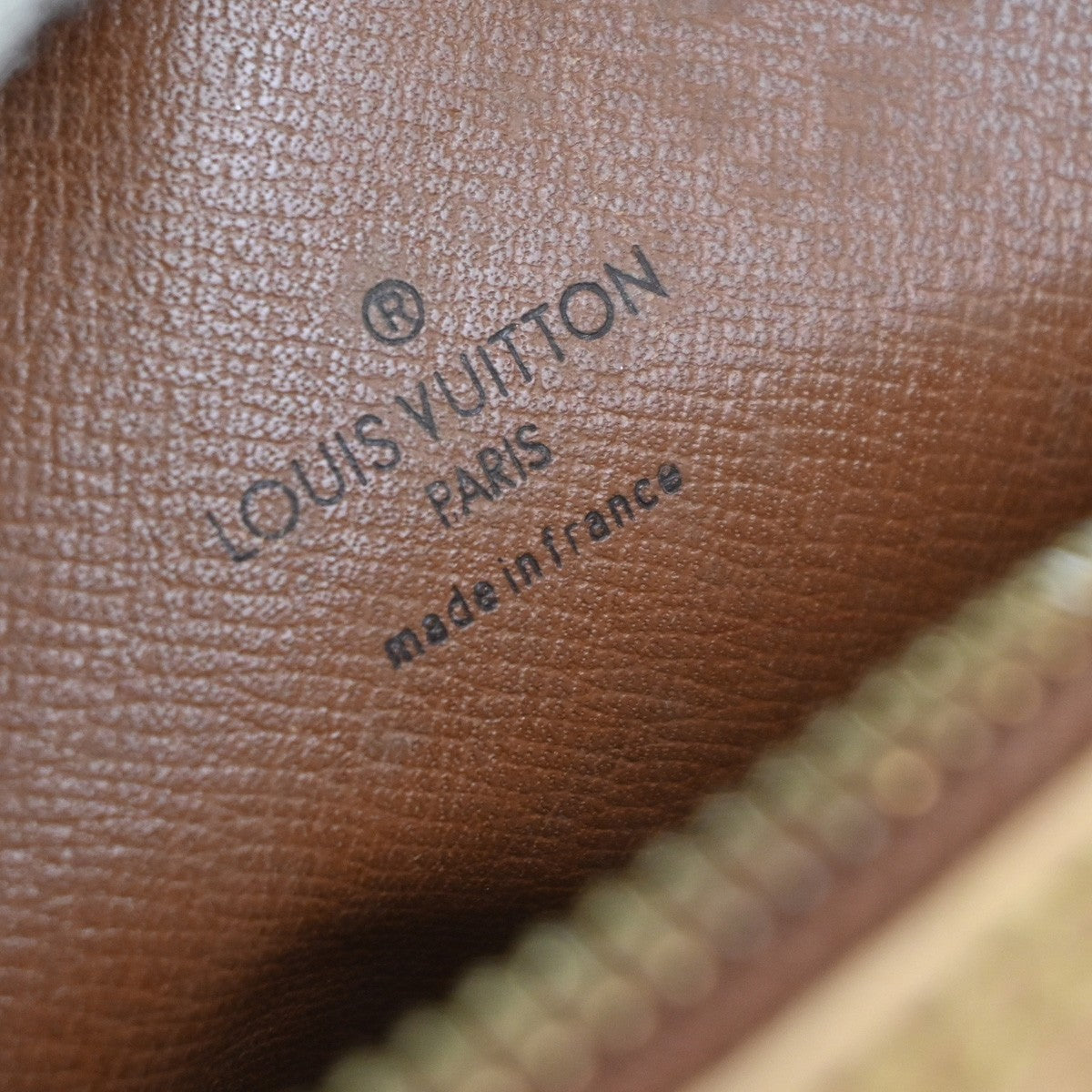 LOUIS VUITTON Danube Shoulder Bag Epi Leather Brown France M11910 67MA674