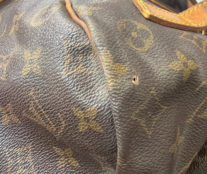 LOUIS VUITTON Saumur 35 Shoulder Bag Monogram Leather BN France M42254 35YH930