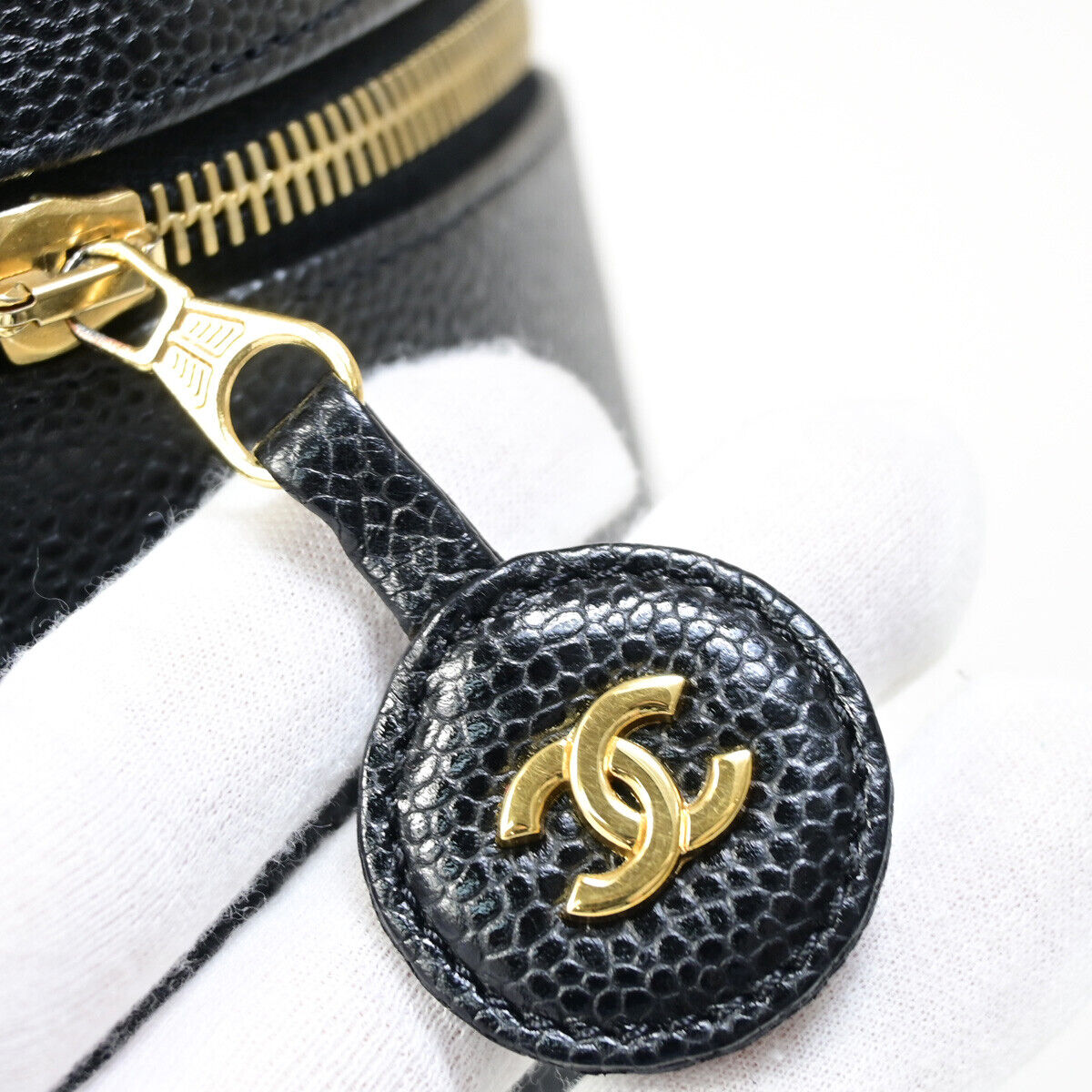 CHANEL CC Logo Vanity Hand Bag Caviar Skin Leather Black GHW France 59RJ911
