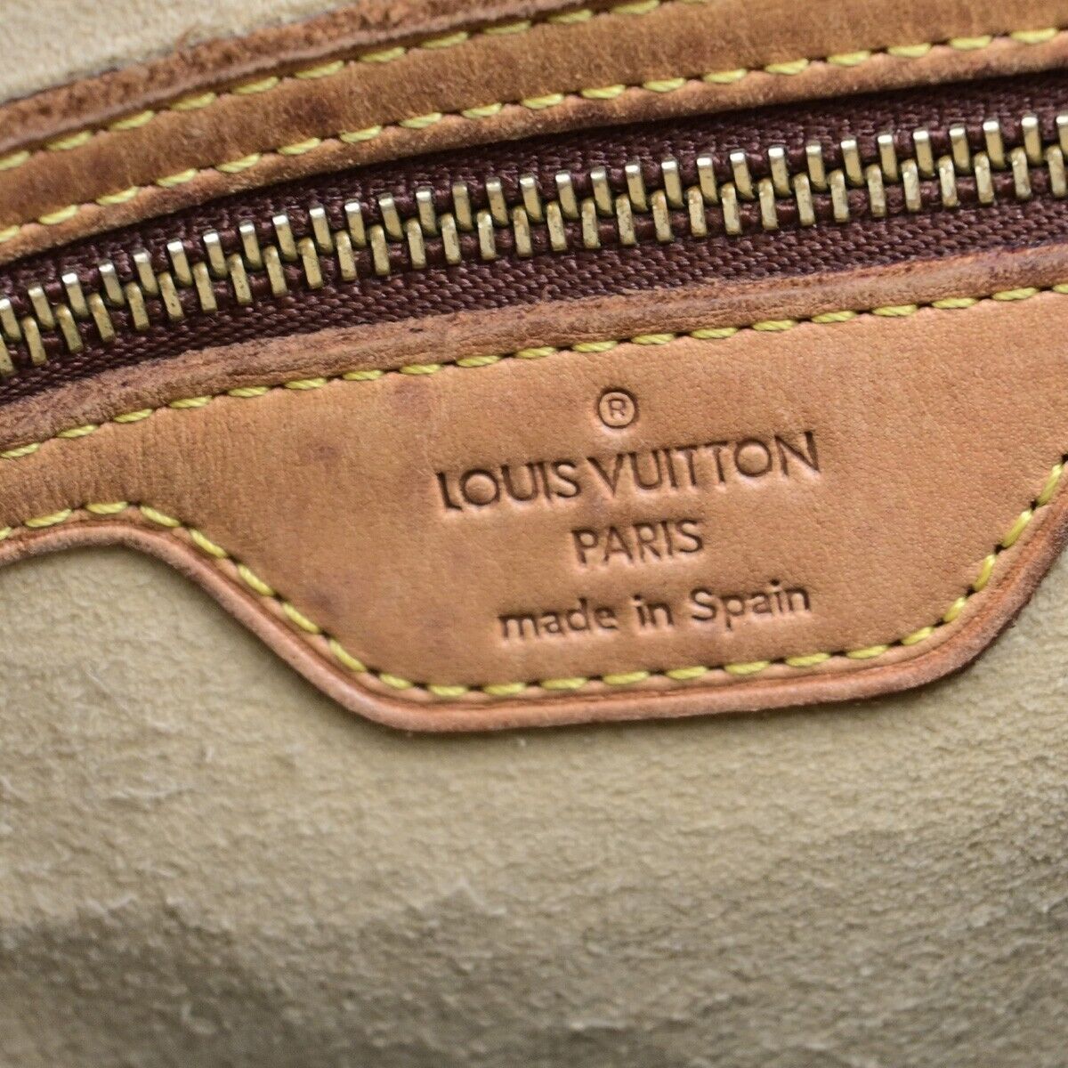 LOUIS VUITTON Looping GM Shoulder Bag Monogram Leather Brown M51145 31ED868