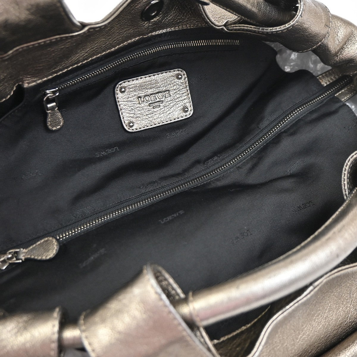LOEWE Logo Nappa Aire Tote Hand Bag Leather Metallic Gray SHW Spain 80YH999