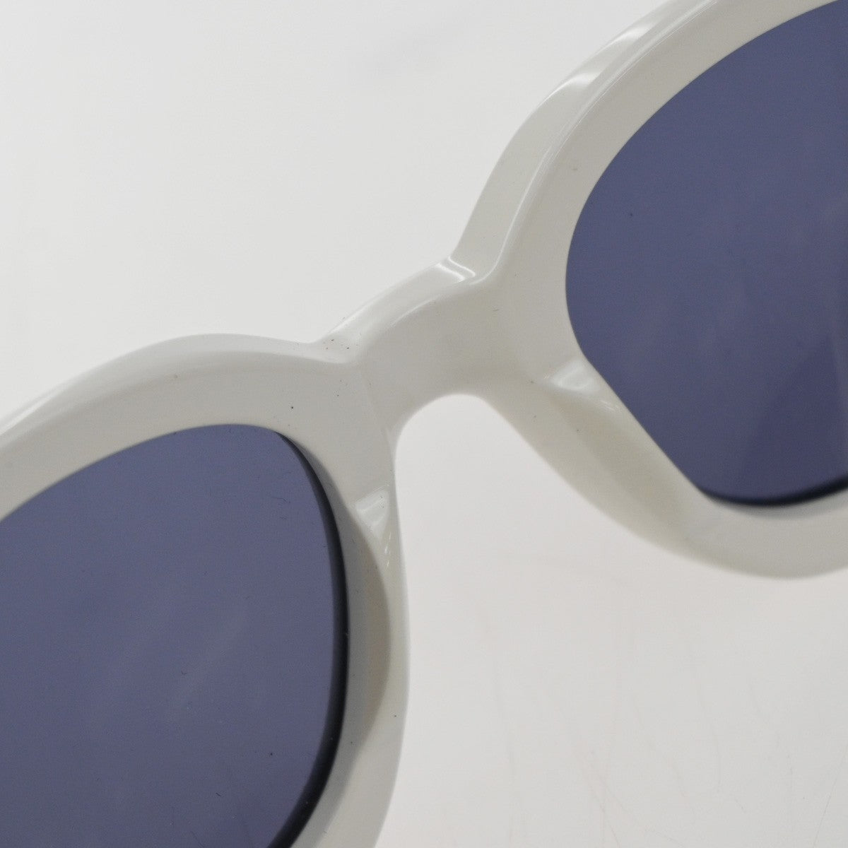 CHANEL Logo Sunglasses Eye Wear Plastic Black White 05247 Italy 68RP135