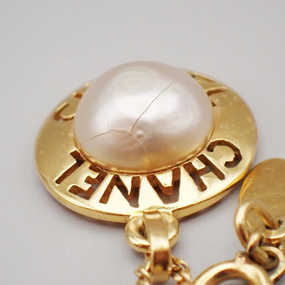 CHANEL CC Logo Imitation Pearl Chain Pendant Necklace Gold France 32RL269