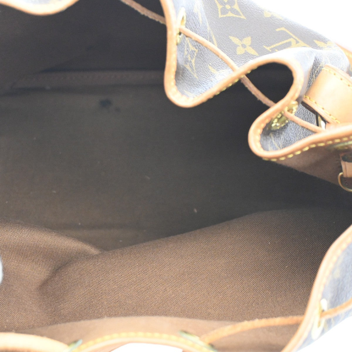 LOUIS VUITTON Petit Noe Drawstring Shoulder Bag Monogram Leather M42226 18CA320