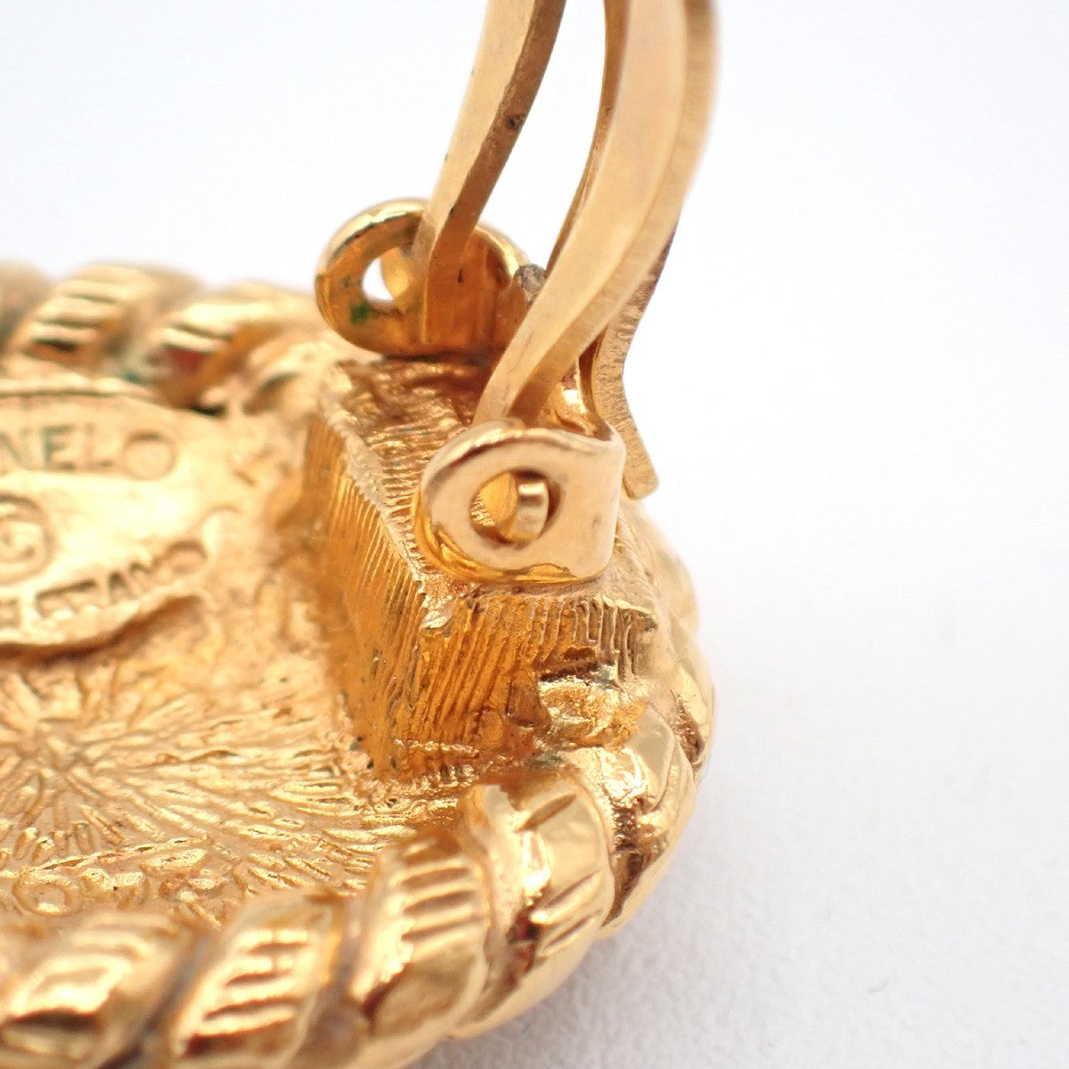 CHANEL CC Logo Round Button Earrings Clip-On Gold France 38RL743