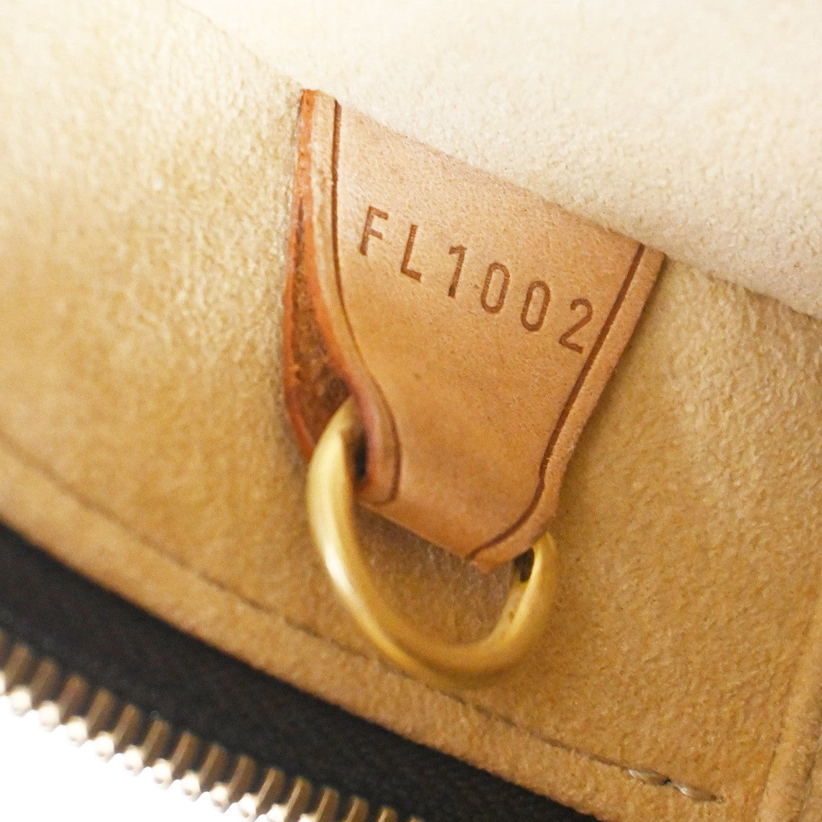 LOUIS VUITTON LV Logo Cite GM Shoulder Bag Monogram Leather Brown M51181 11AA077