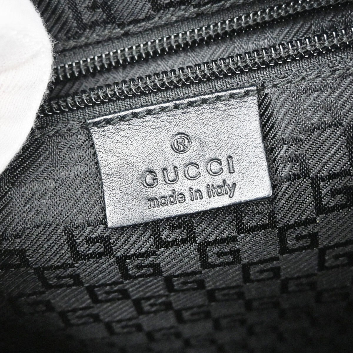 GUCCI Logo Shoulder Crossbody Bag Nylon Leather Black SHW Italy 62KC622