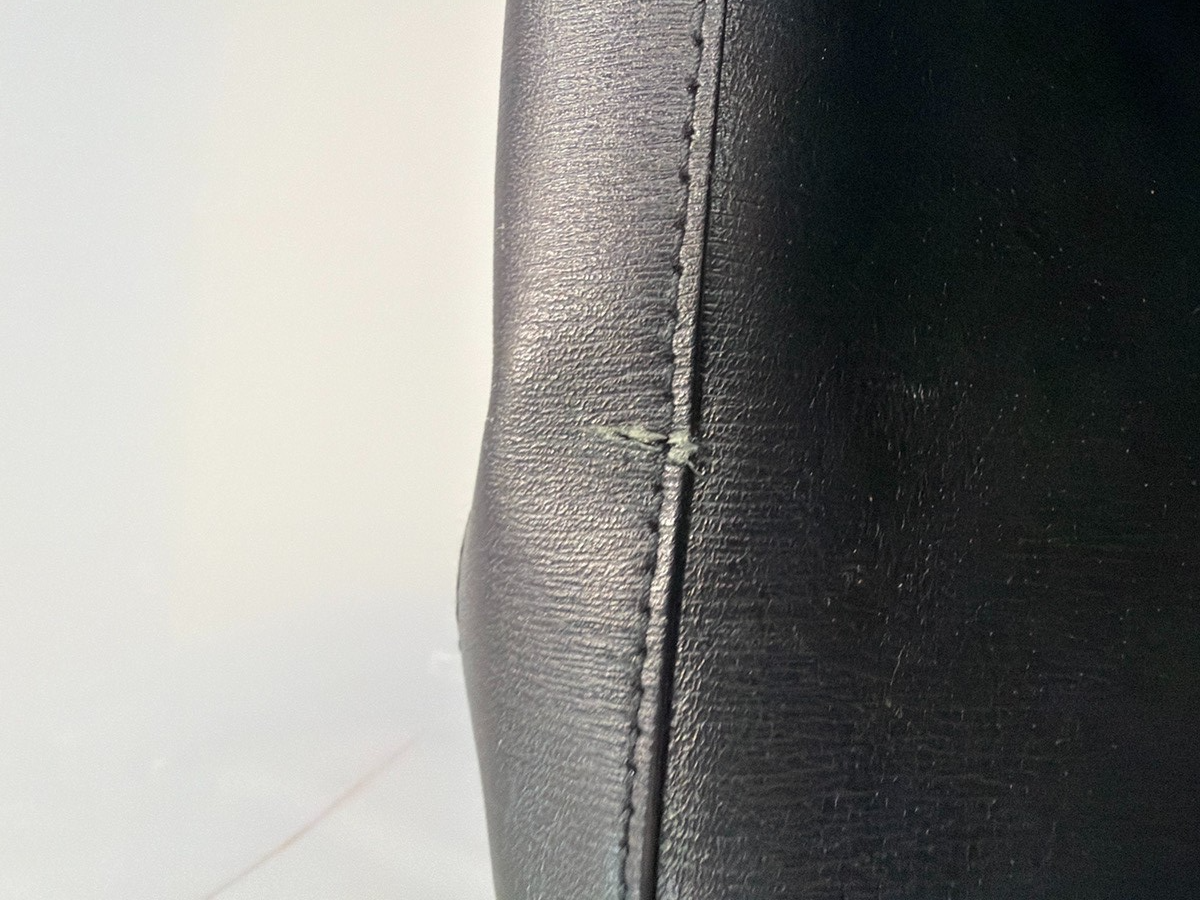 GUCCI Logo Shoulder Hobo Bag Leather Black GHW Italy 32YJ126