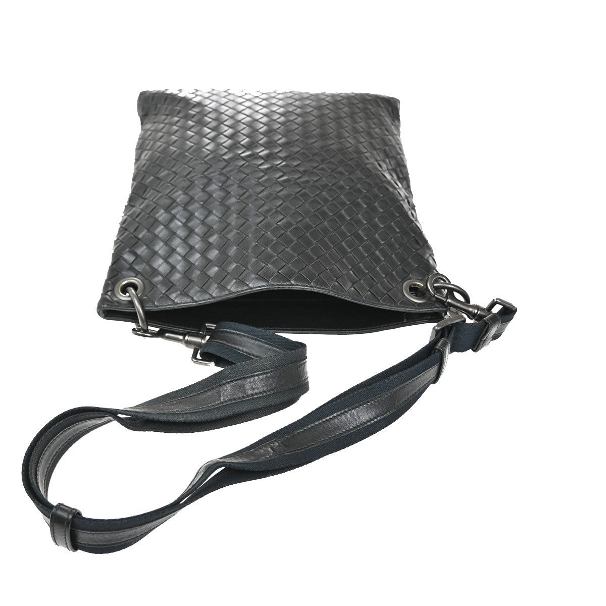 BOTTEGA VENETA Intrecciato Shoulder Bag Leather Black Italy 172736 12RL630