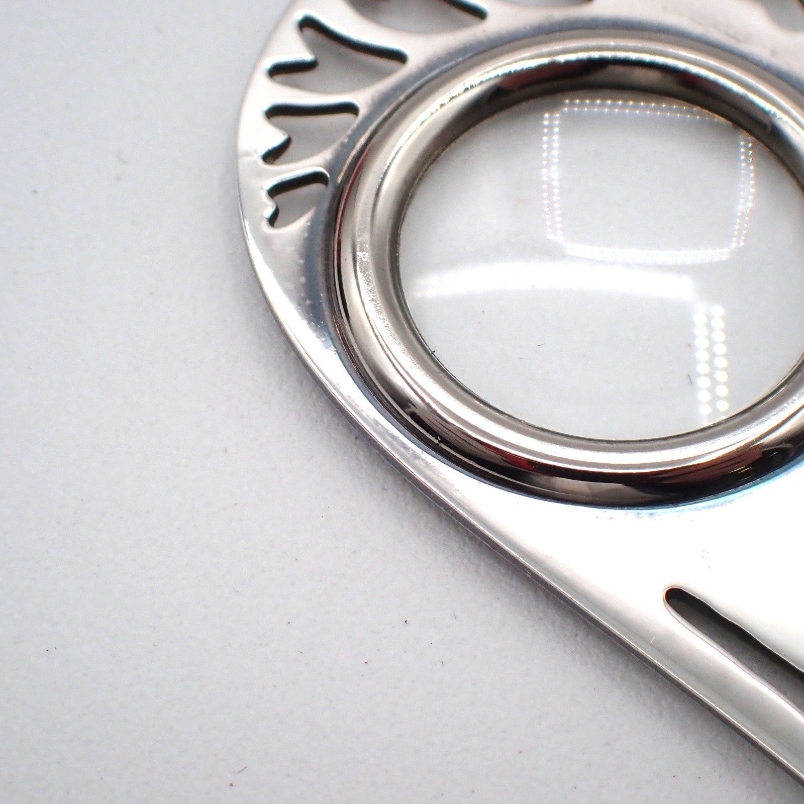 HERMES Horse Head Cheval Bookmark Magnifying Glass Silver Metal 60RL938