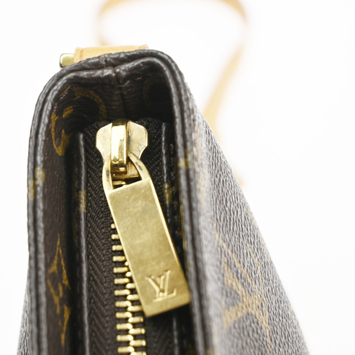 LOUIS VUITTON Logo Trotteur Shoulder Bag Monogram Leather Brown M51240 79YJ146
