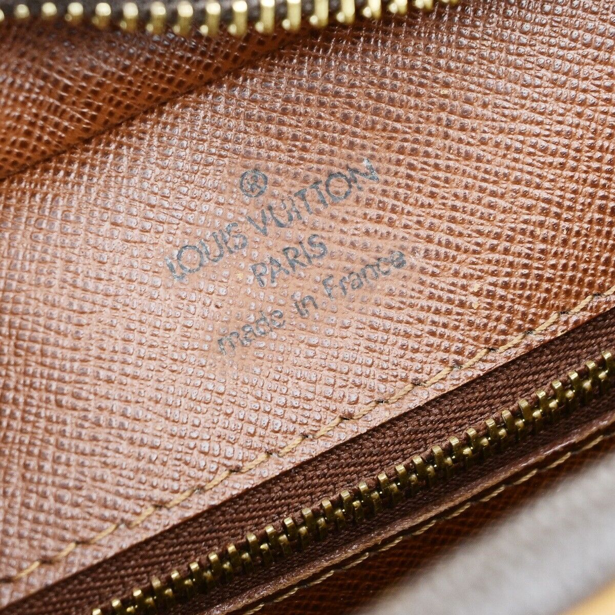 LOUIS VUITTON Nile Crossbody Shoulder Bag Monogram Leather Brown M45244 35EB725