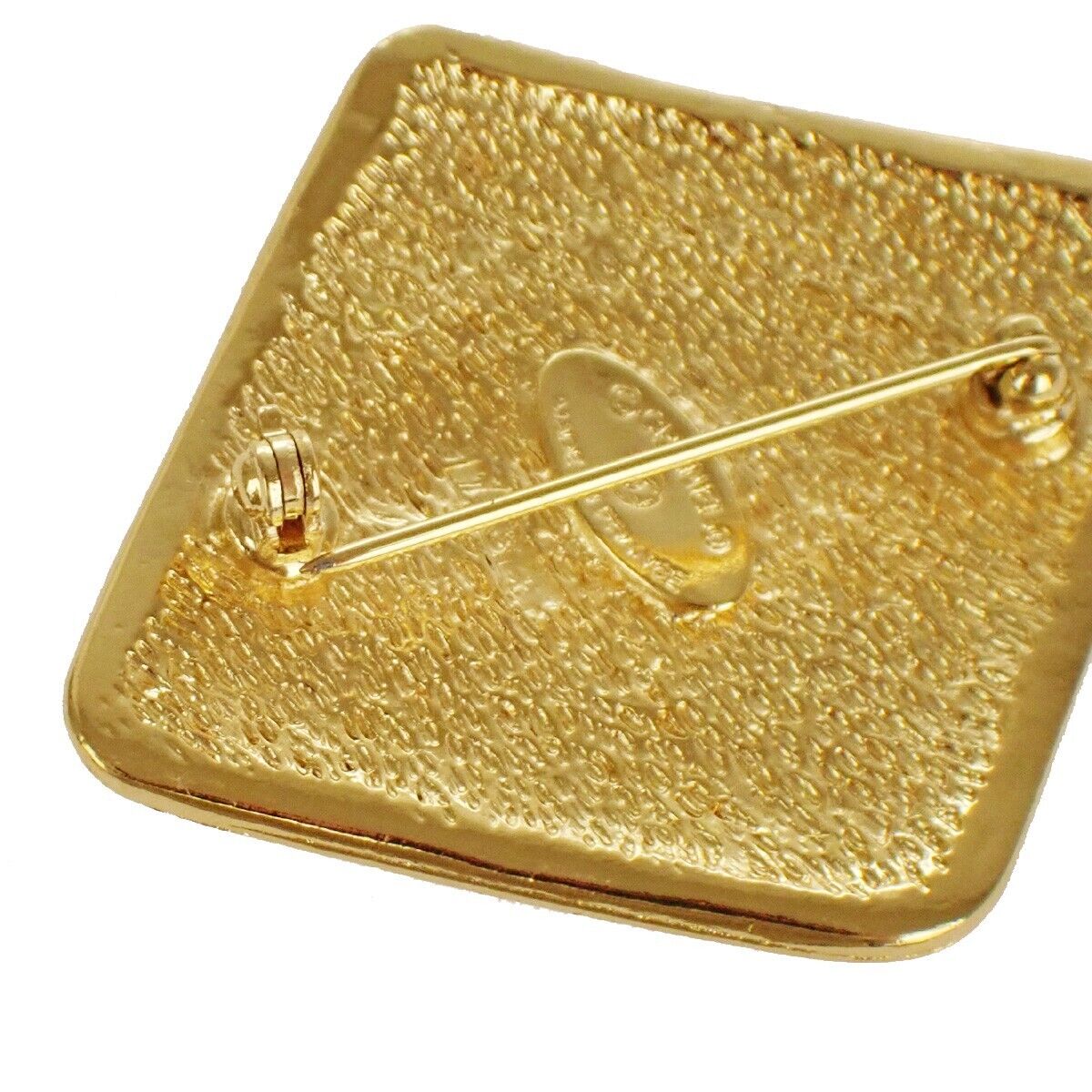 CHANEL CC Logo Rhombus Pin Brooch GHW France Accessory Vintage 38RJ486