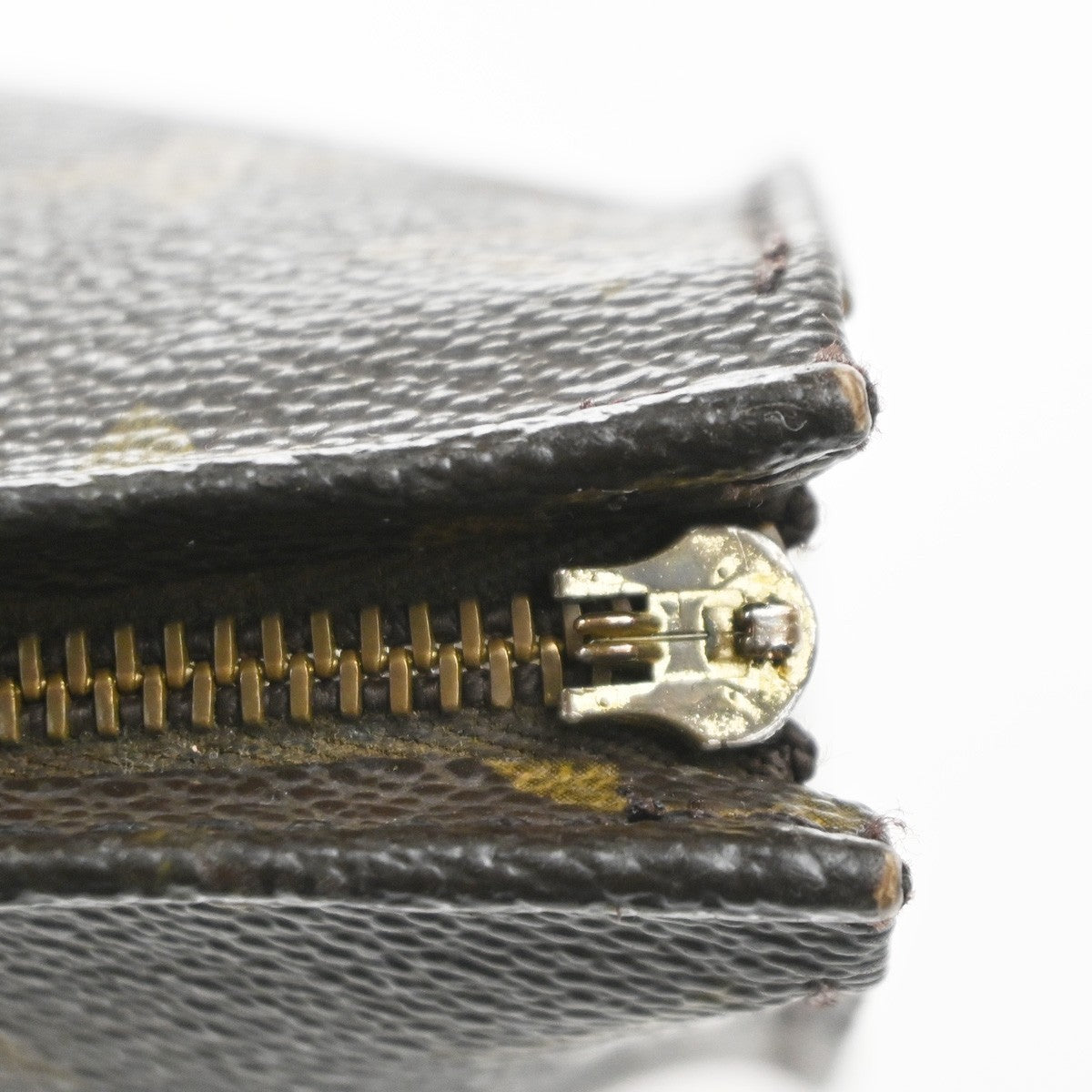 LOUIS VUITTON Poche Toilette 26 Clutch Pouch Bag Monogram Leather M47542 01MA322